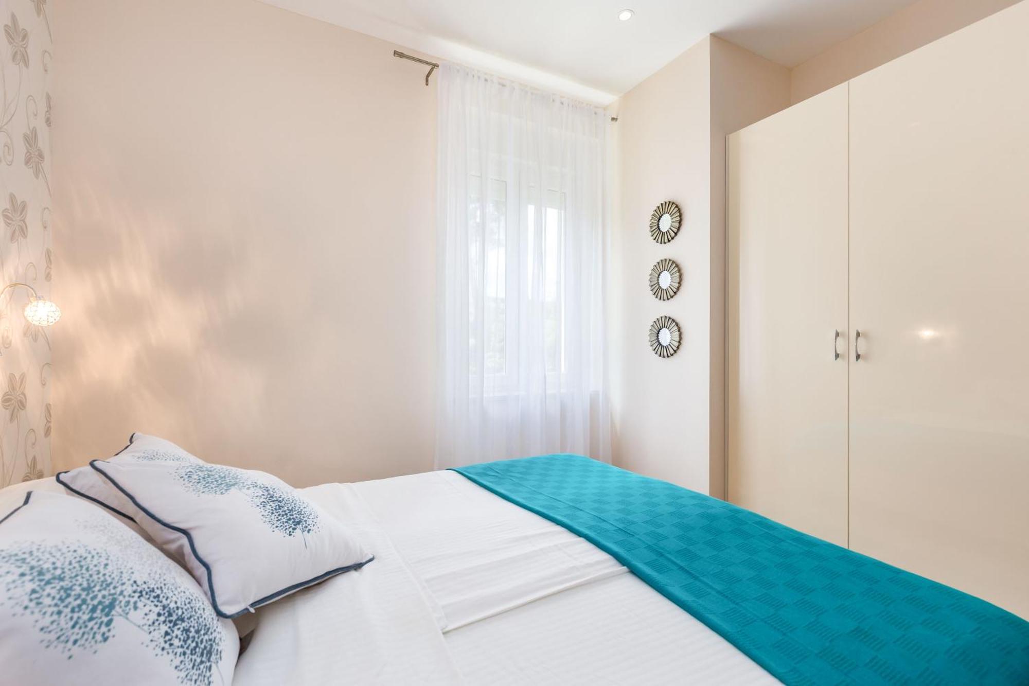 Apartments & Rooms Milcetic M Malinska Bagian luar foto